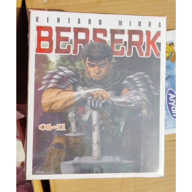 Berserk Manga Box Set Vol 1-11 (Paperback)