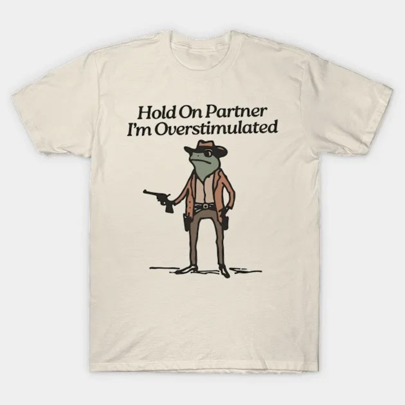 T-Shirt: Hold On Partner – Creme Small